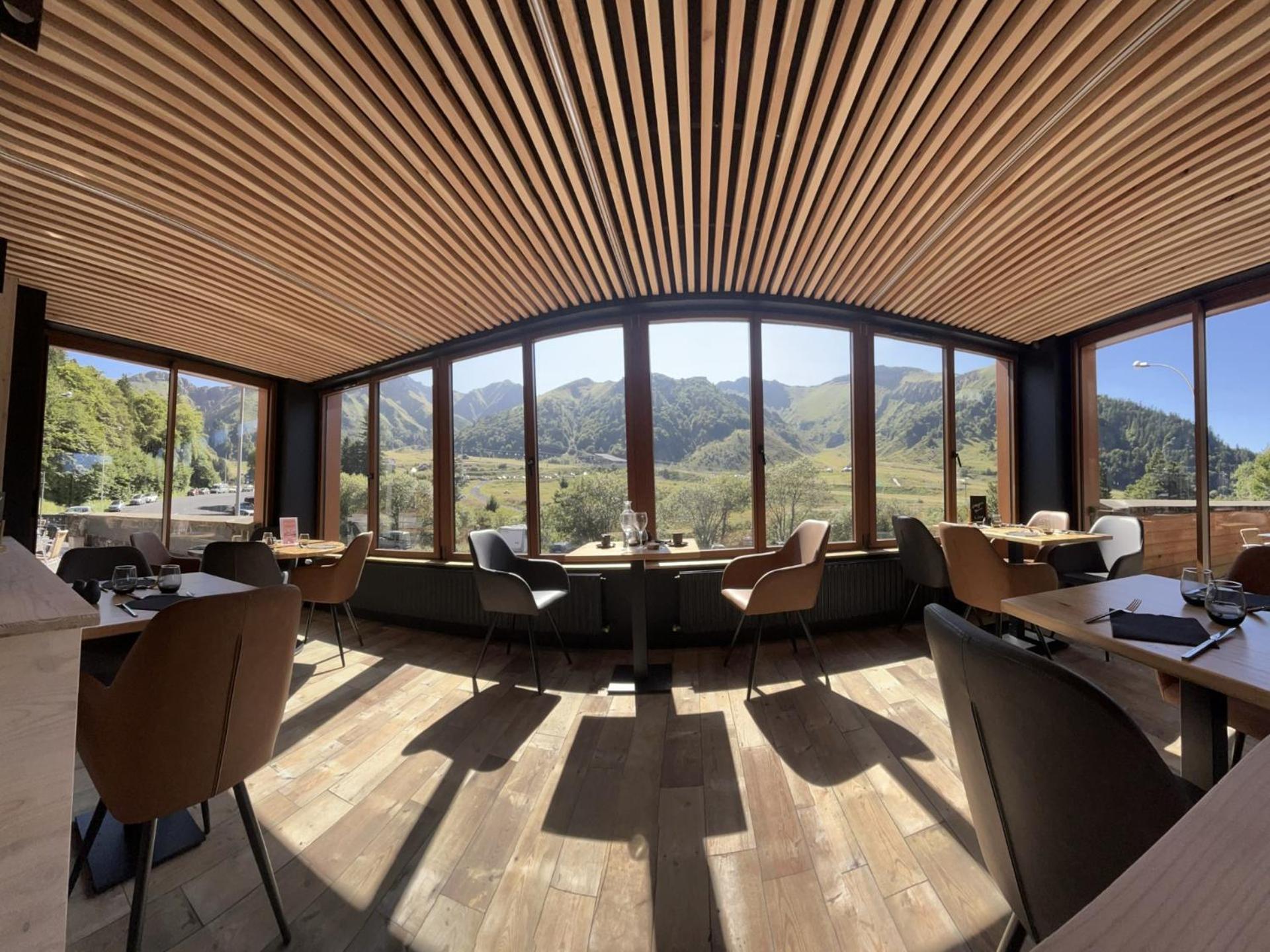 Hotel Du Puy Ferrand , Restaurant La Table De L'Ours Le Mont-Dore Ngoại thất bức ảnh