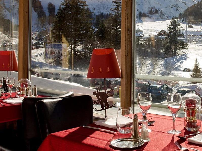Hotel Du Puy Ferrand , Restaurant La Table De L'Ours Le Mont-Dore Ngoại thất bức ảnh