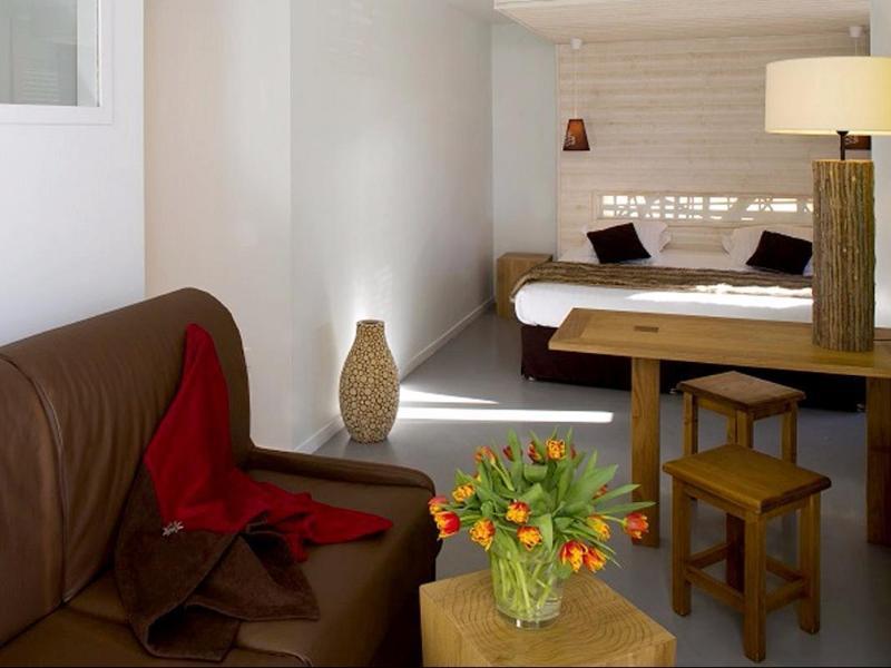 Hotel Du Puy Ferrand , Restaurant La Table De L'Ours Le Mont-Dore Ngoại thất bức ảnh
